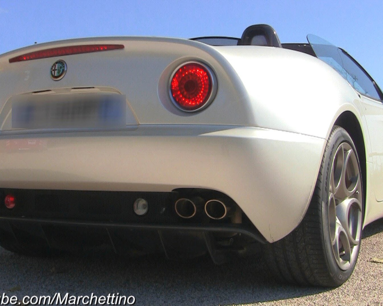 Дизайн автомобиля Alfa Romeo gloria