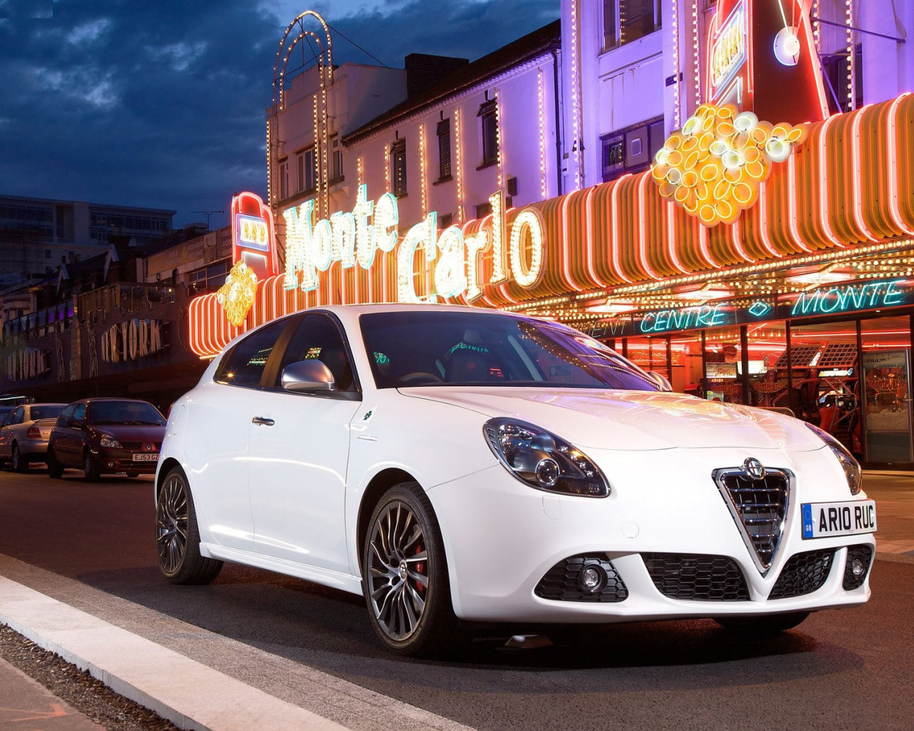 Надежный автомобиль Alfa Romeo giulia