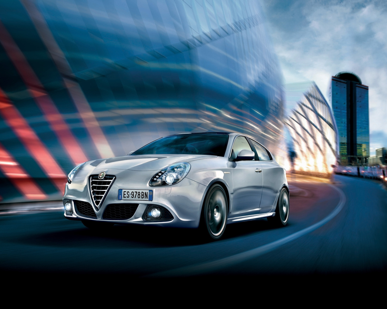 Тест драйв автомобиля Alfa Romeo giulietta 2014