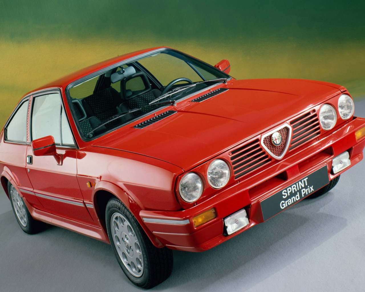 Надежный автомобиль Alfa Romeo alfasud