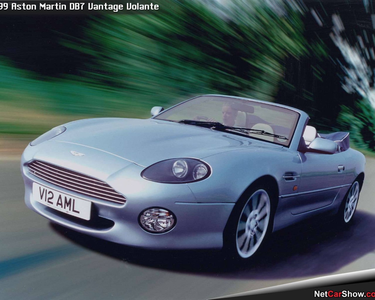 Новая машина Aston Martin db7