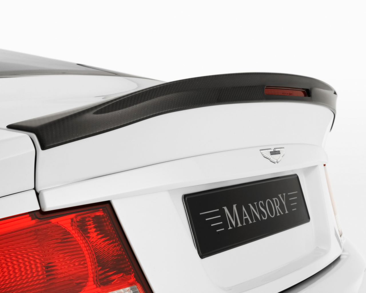 Новая машина Aston Martin mansory