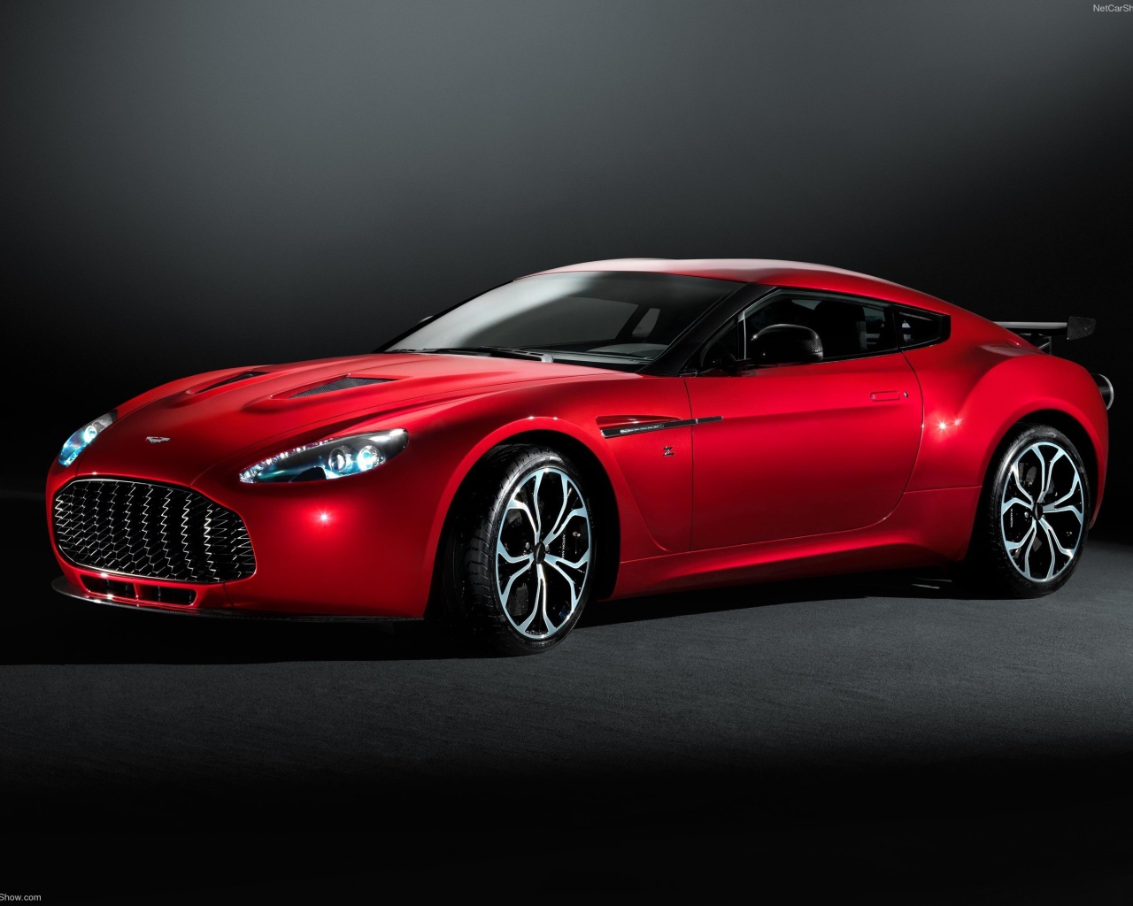 Новый автомобиль Aston Martin zagato