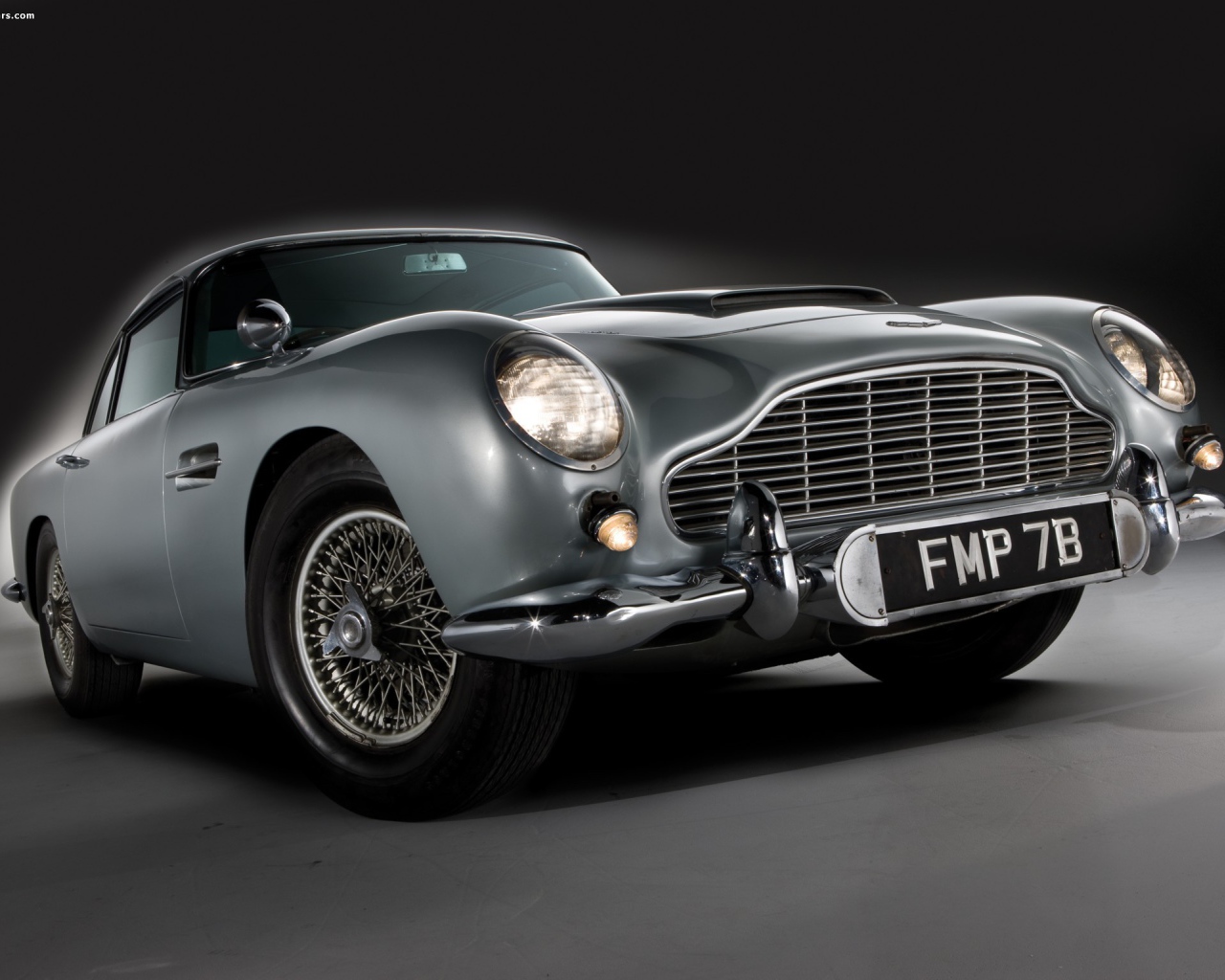 Фото автомобиля Aston Martin db5