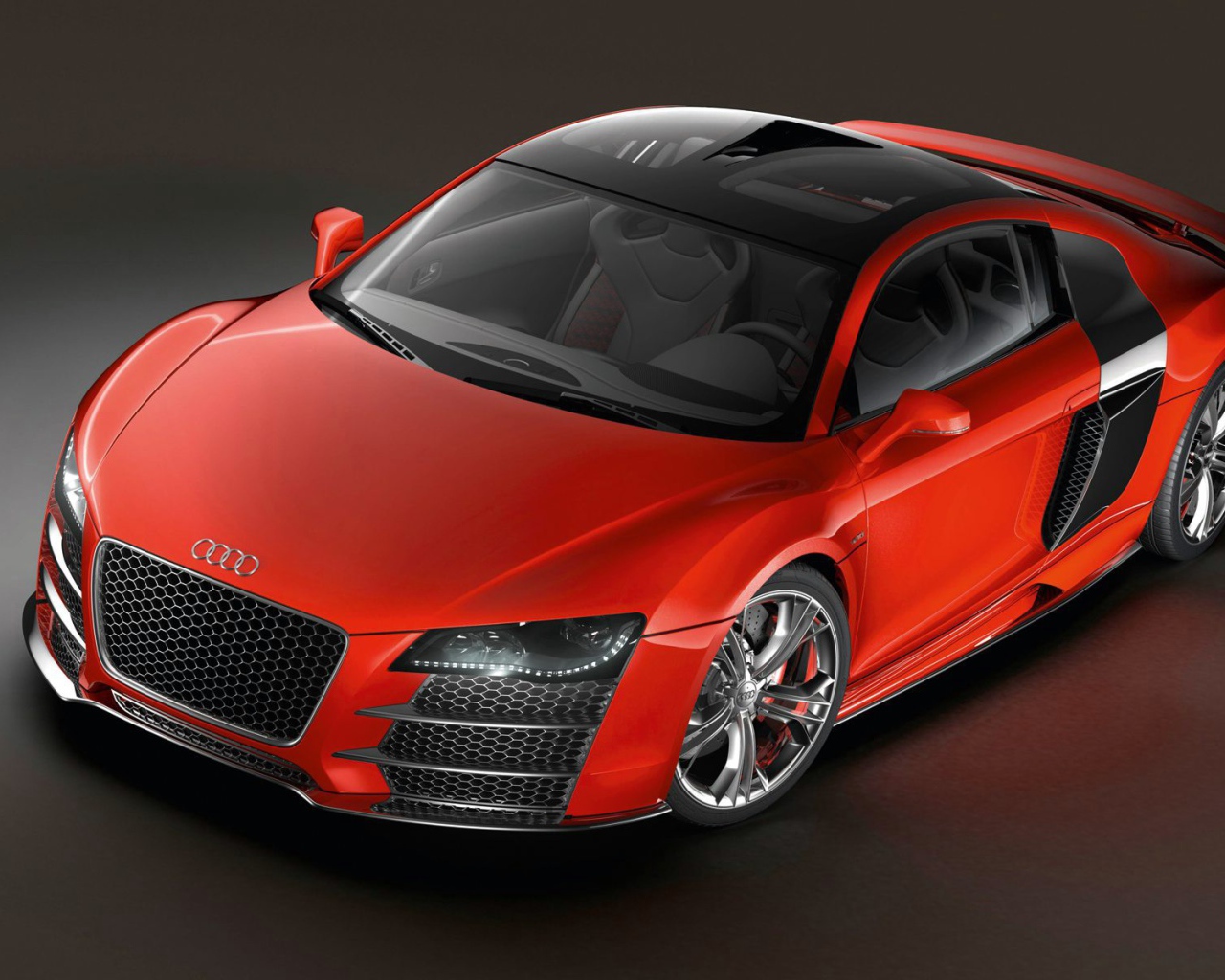 Красивый автомобиль Audi tdi в Москве