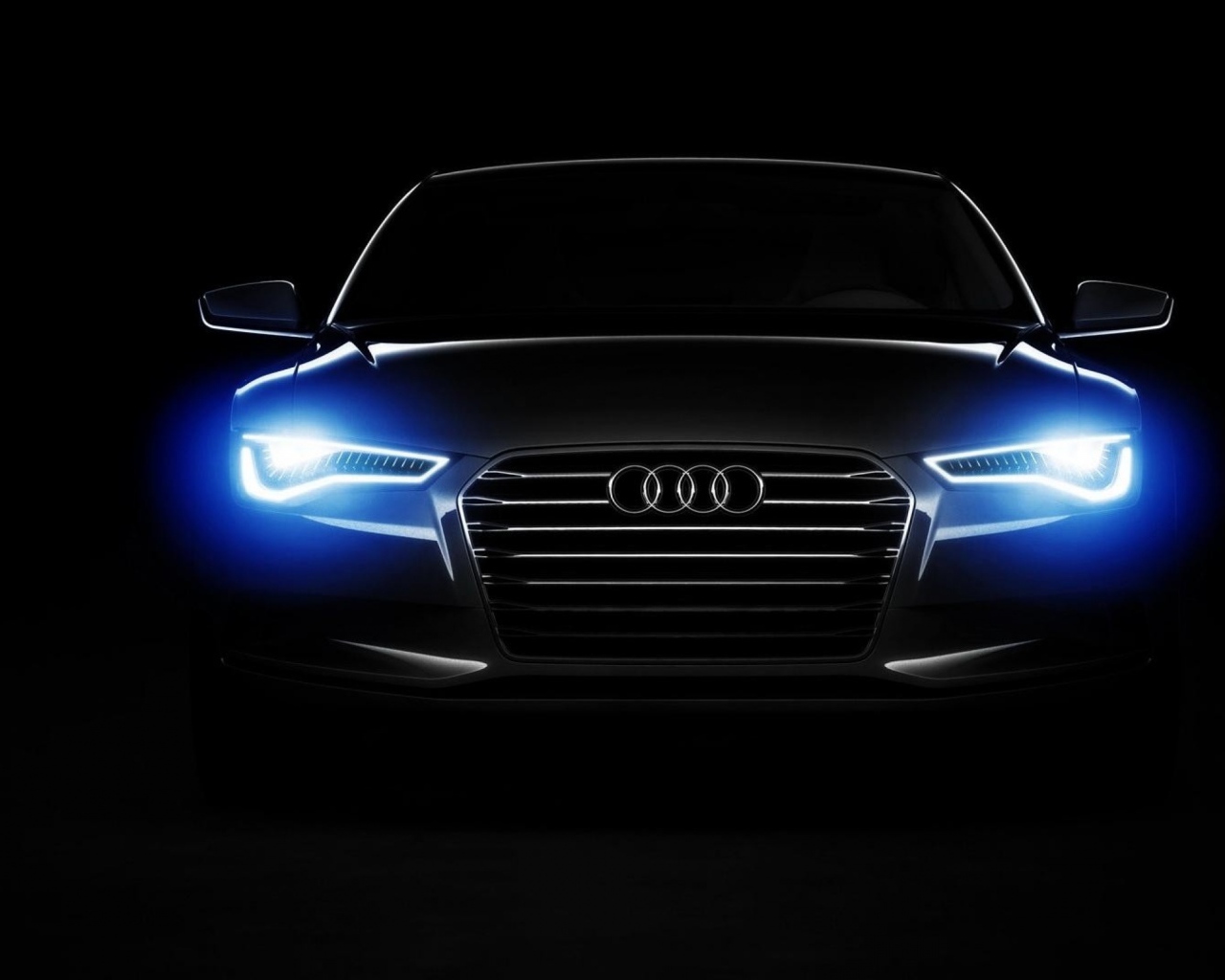 Автомобиль марки Audi модели rs7