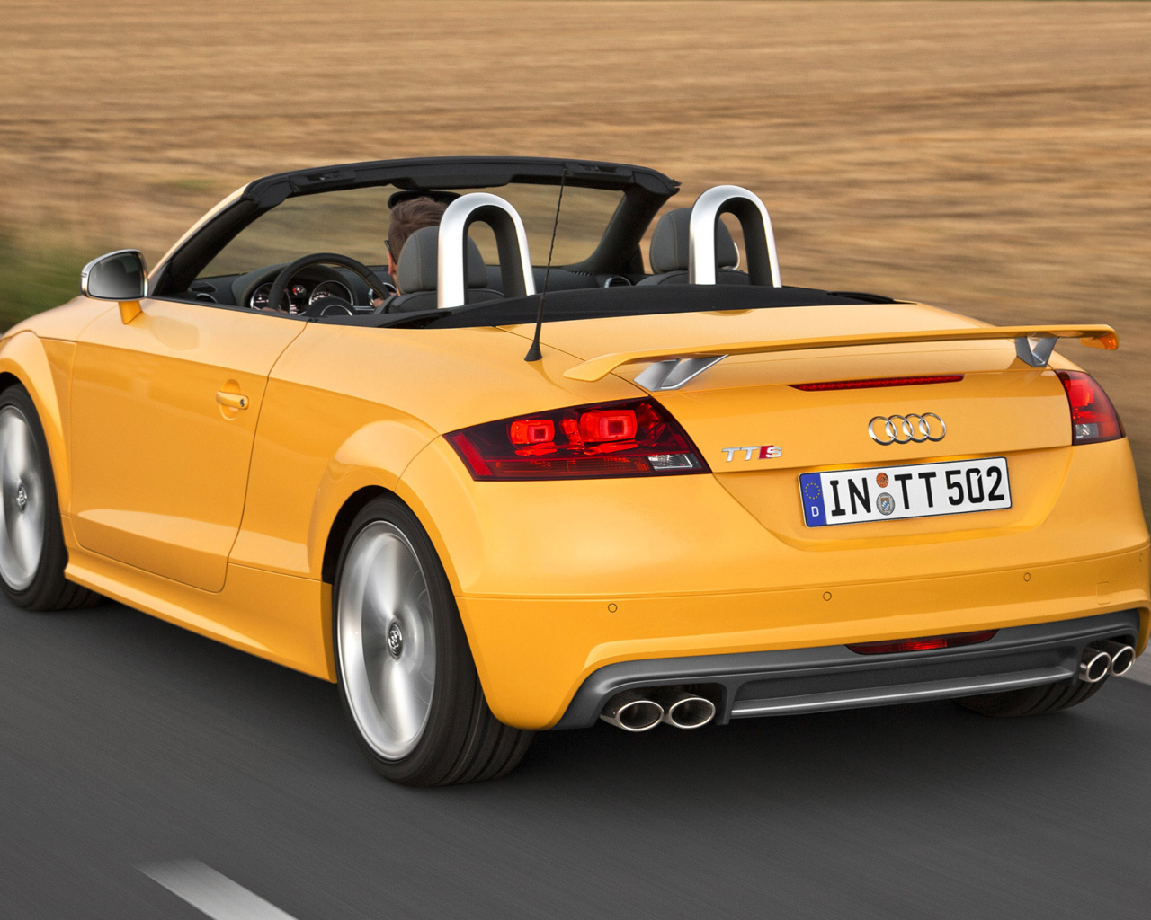 Дизайн автомобиля Audi TT 2014 года