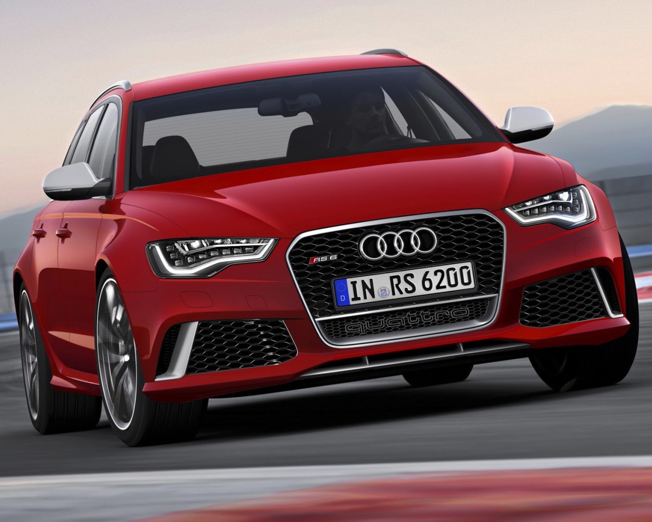 Фото автомобиля Audi rs6