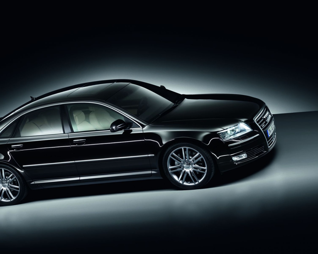 Фото автомобиля Audi а8