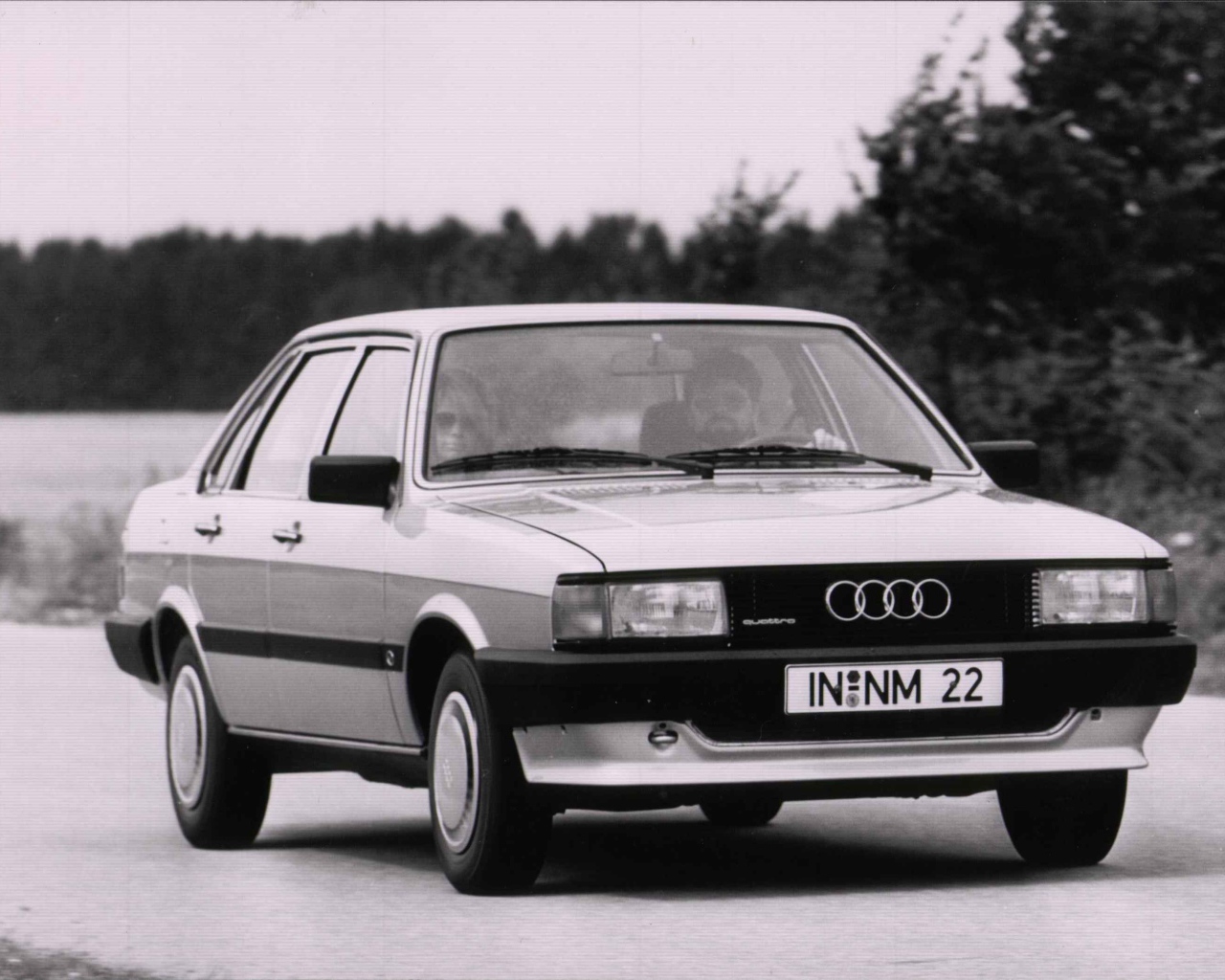 Надежный автомобиль Audi 80