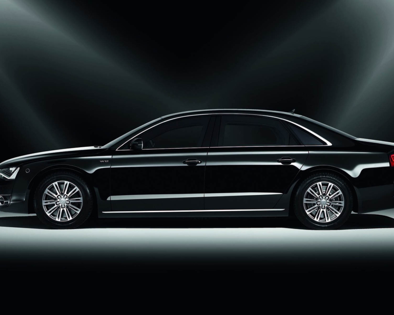 Надежная машина Audi a8