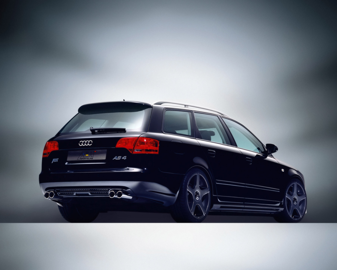 Надежный автомобиль Audi avant