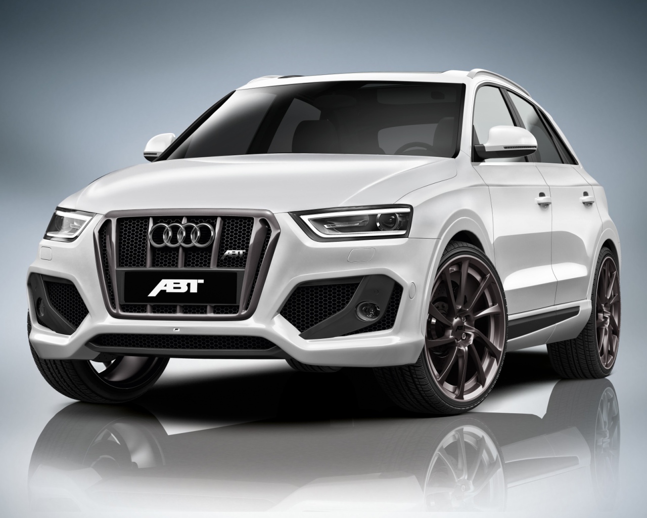 Надежная машина Audi q3