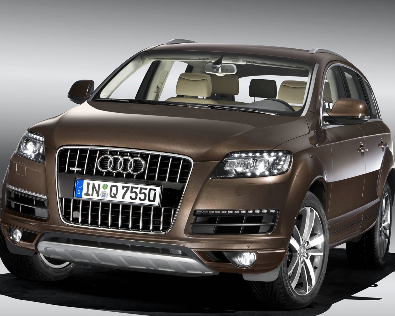 Надежный автомобиль Audi q7