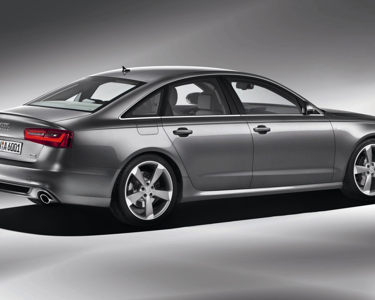 Тест драйв автомобиля Audi a6