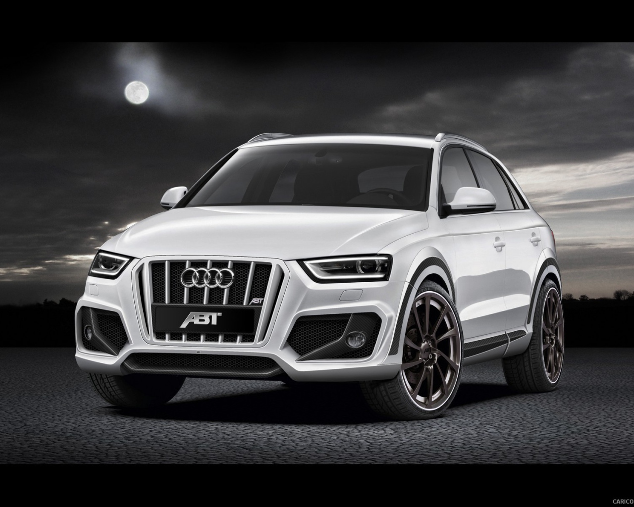 Тест драйв автомобиля audi q3