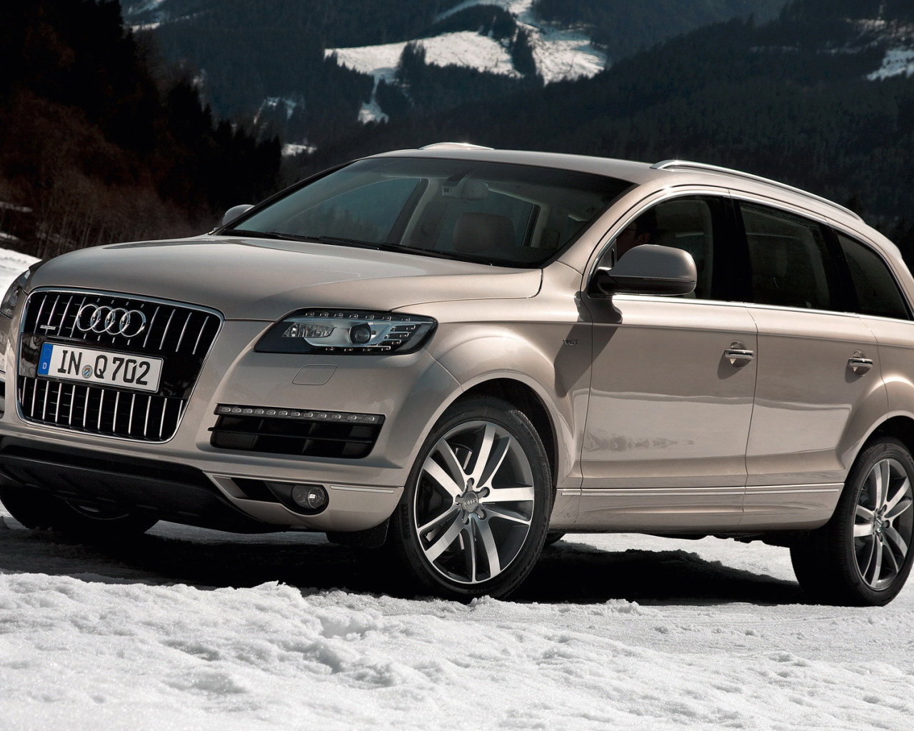 Покоритель горных дорог Audi Q7