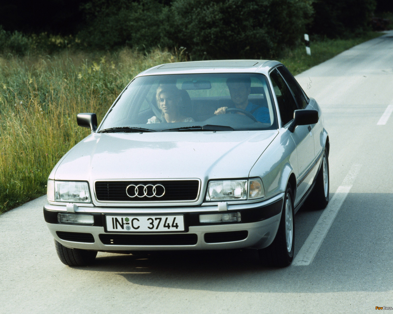 Новая машина Audi 80