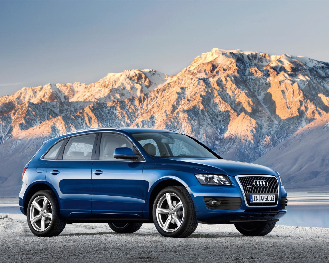 Новая машина Audi q5