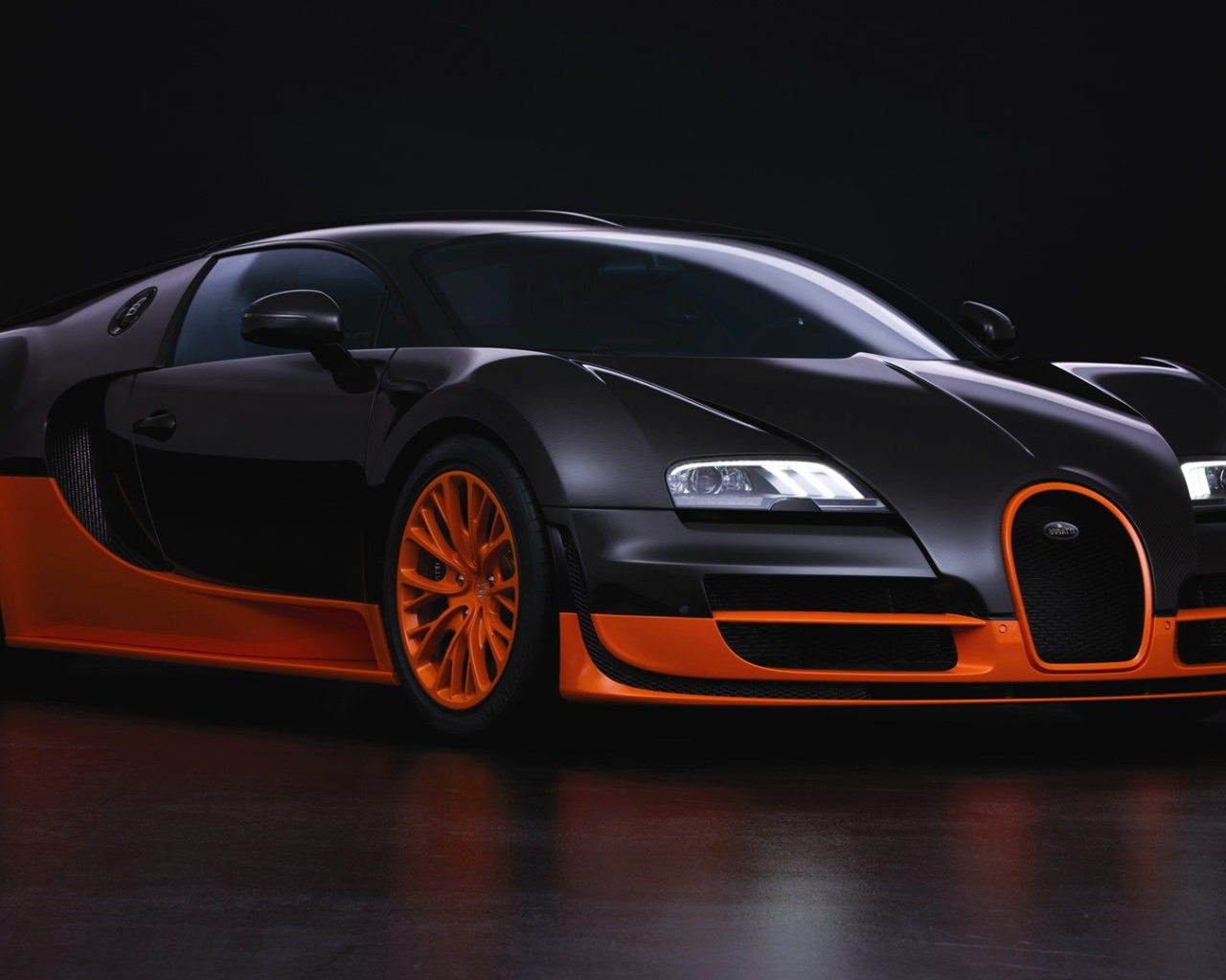 Спортивный Bugatti veyron