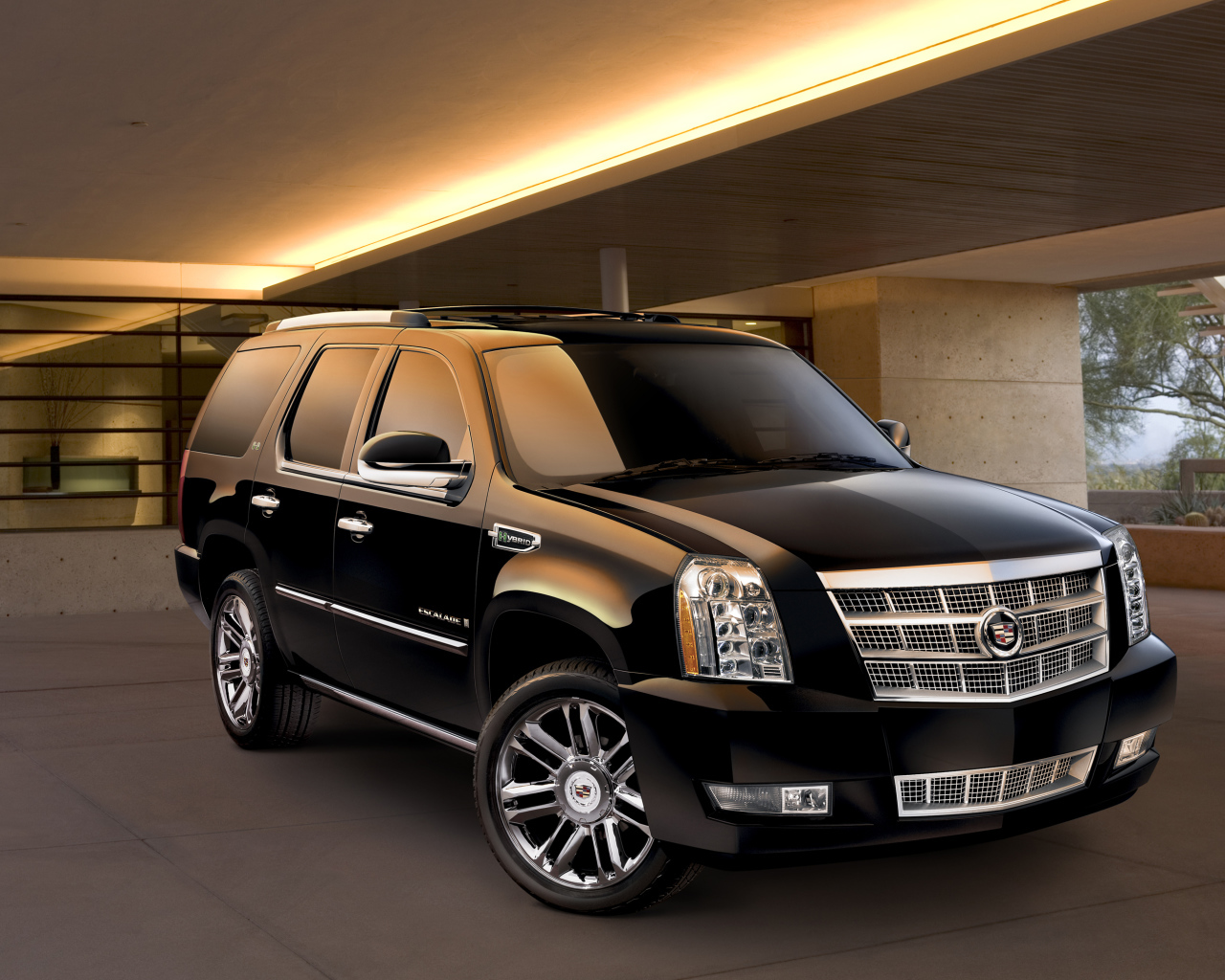 Домашний зверь Cadillac Escalade 2014