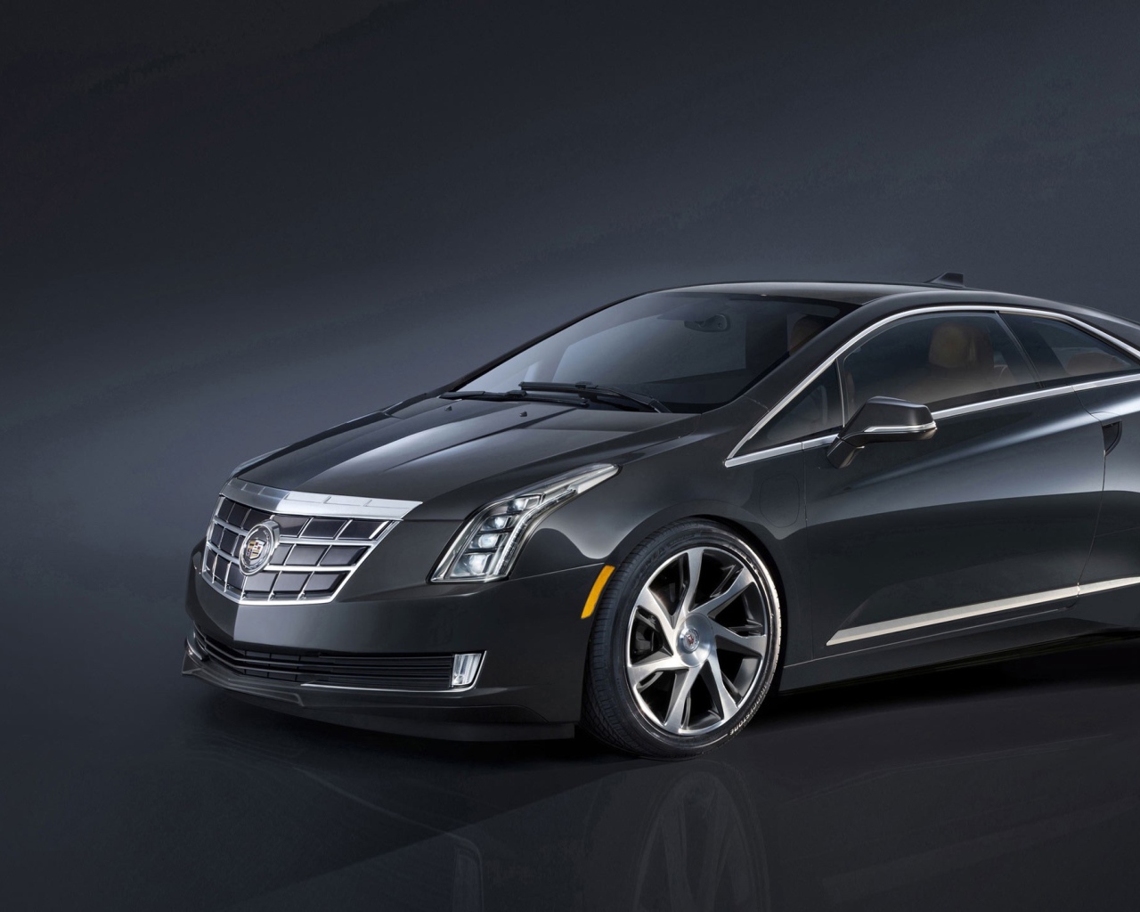Надежный автомобиль Cadillac ERL 2014 года