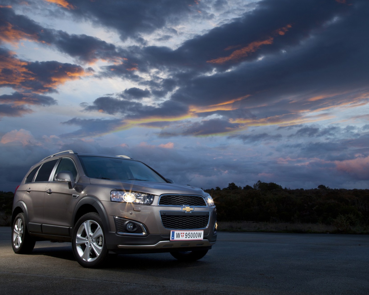 Новая машина Chevrolet Captiva 2014