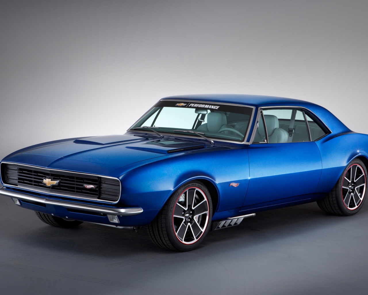 Автомобиль Chevrolet camaro 1967 года