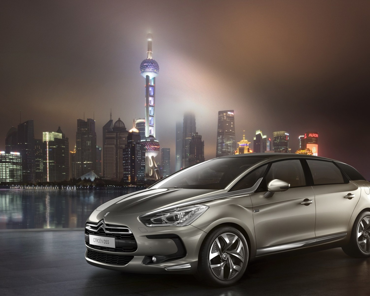 Автомобиль Citroen DS5