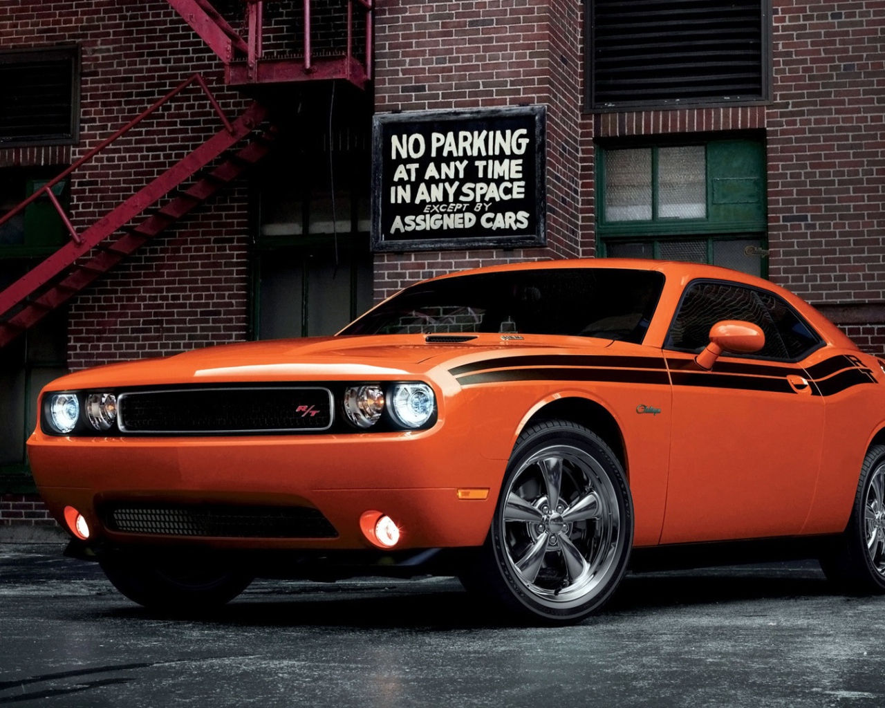 Dodge Challenger RT классический