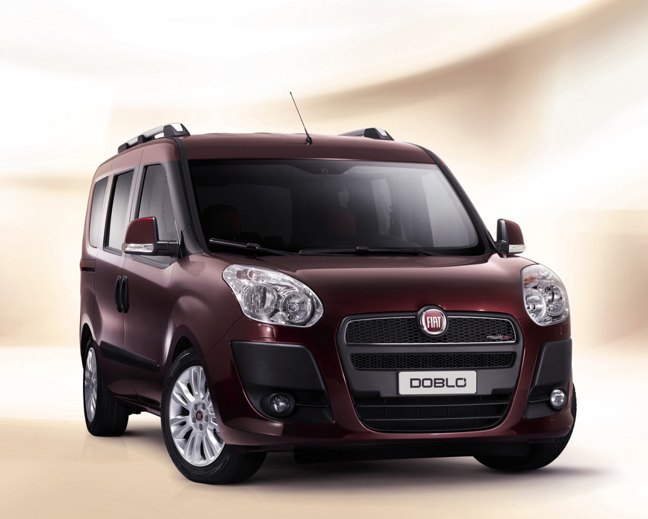 Новый автомобиль Fiat Doblo