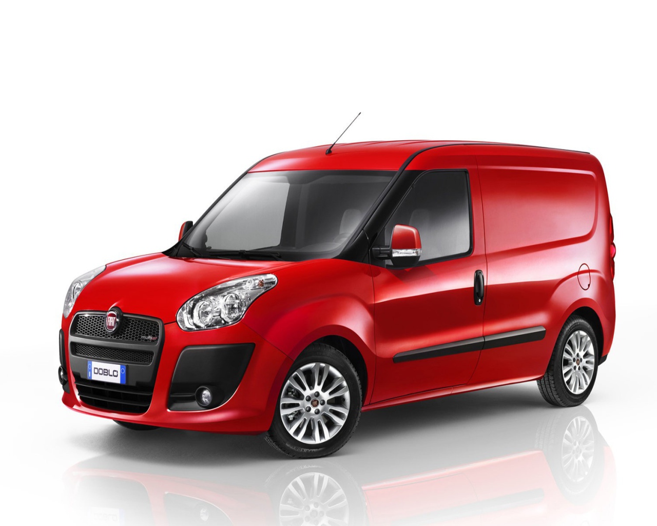 Надежный автомобиль Fiat Doblo