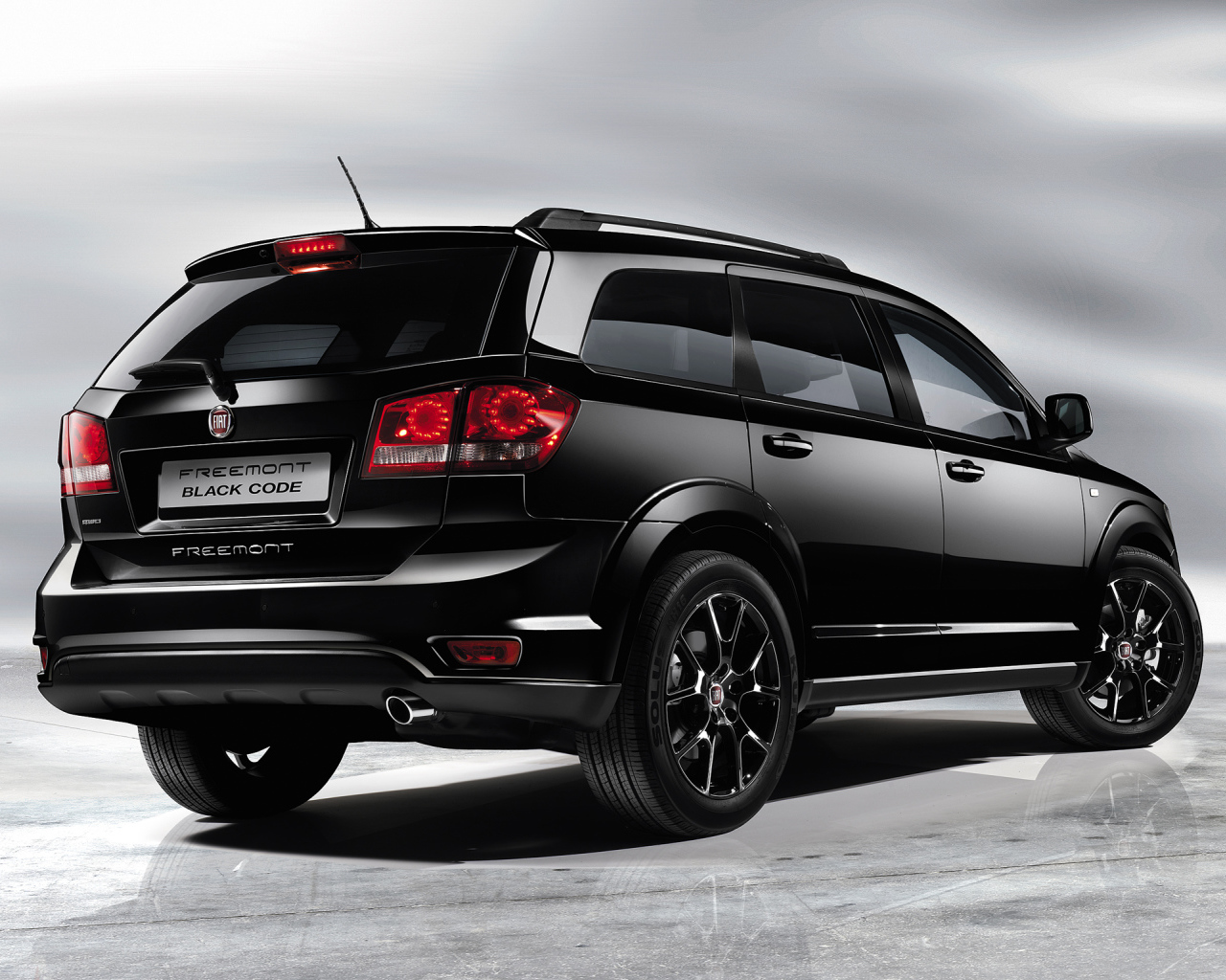 Надежный автомобиль Fiat Freemont