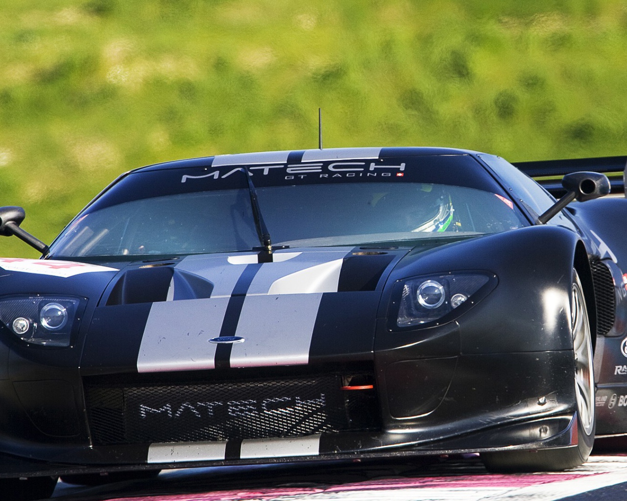 Гоночный автомобиль Форд