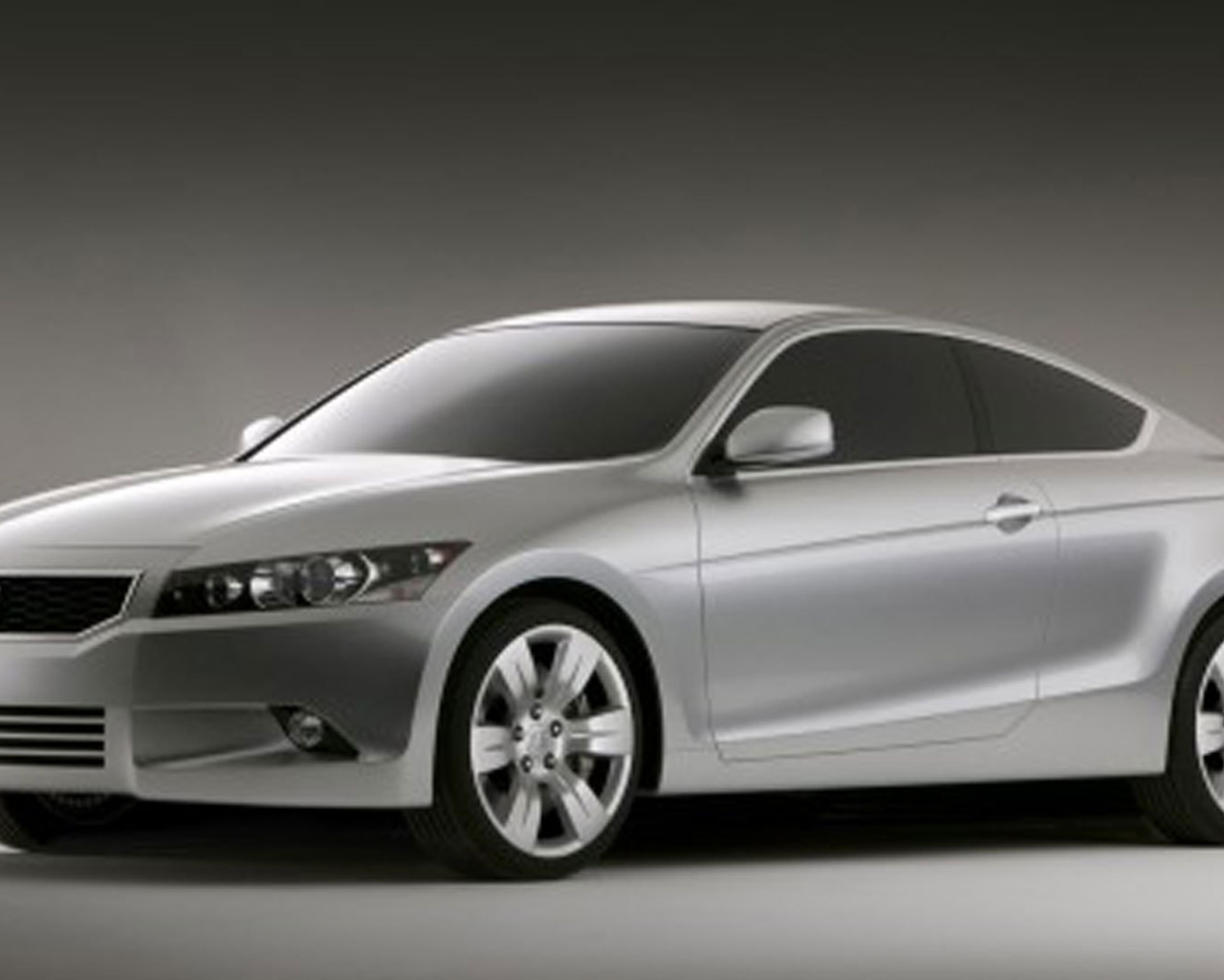 Новая машина Honda Accord 2013