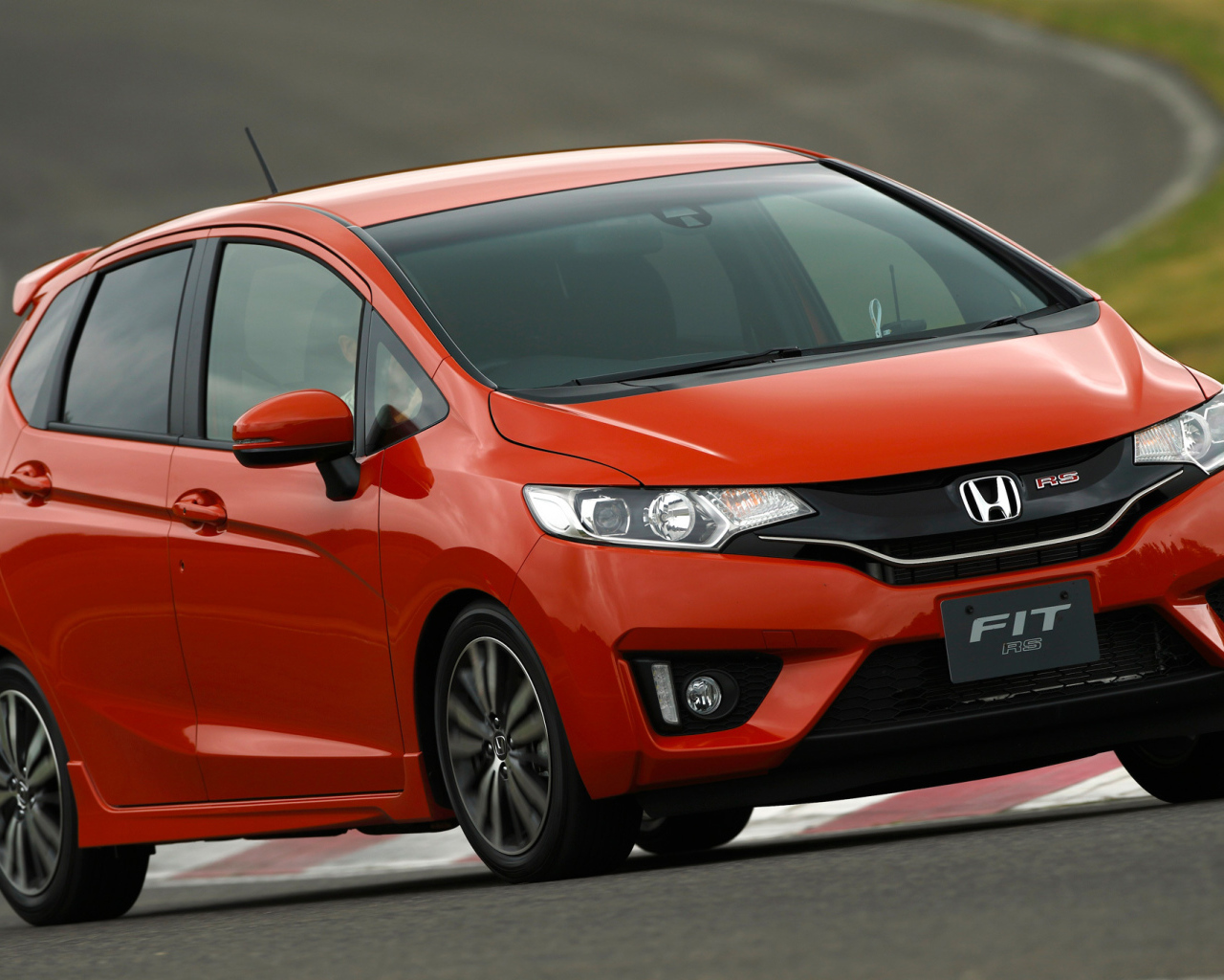 Фото автомобиля Honda Fit 2014