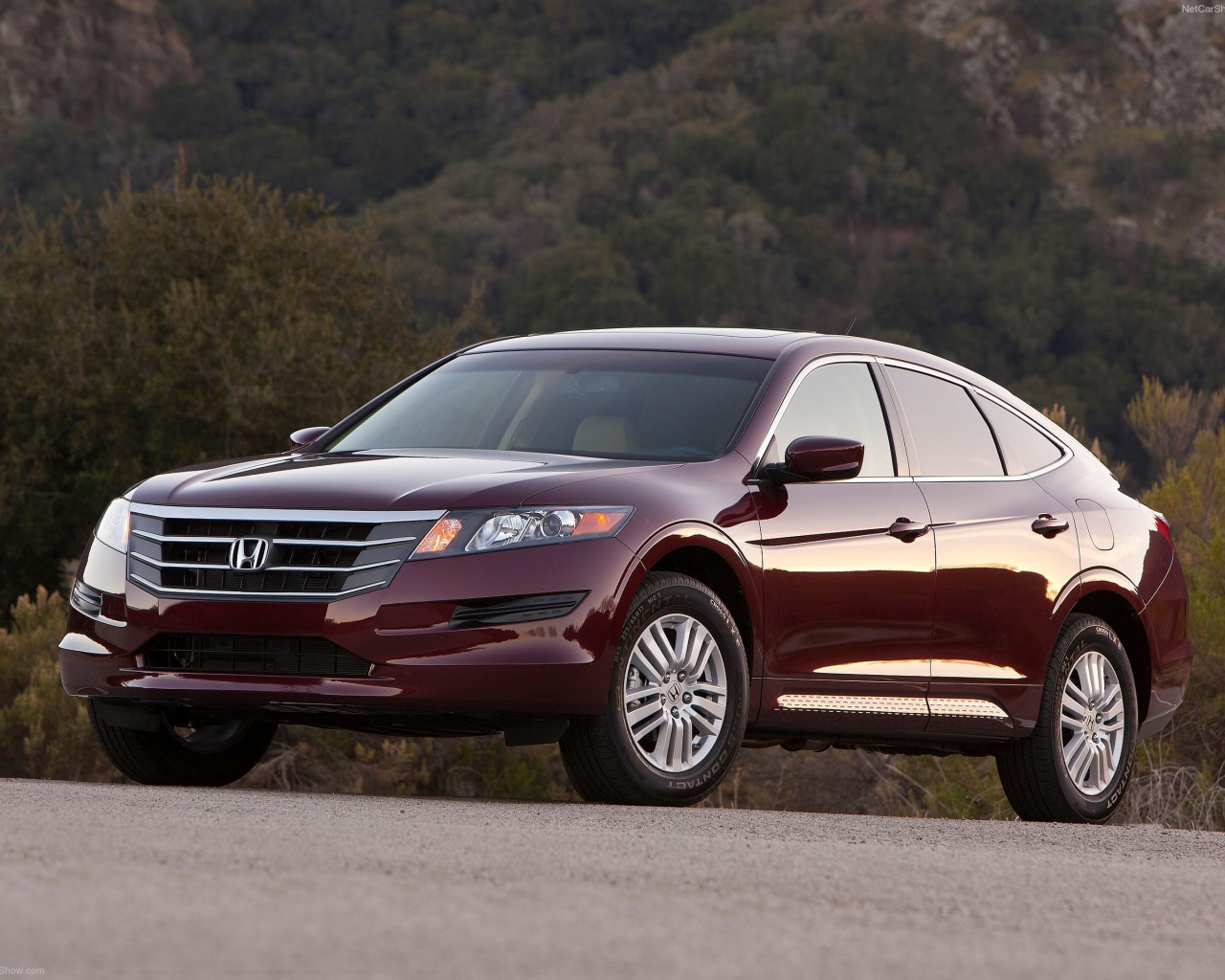 Надежный автомобиль Honda Crosstour