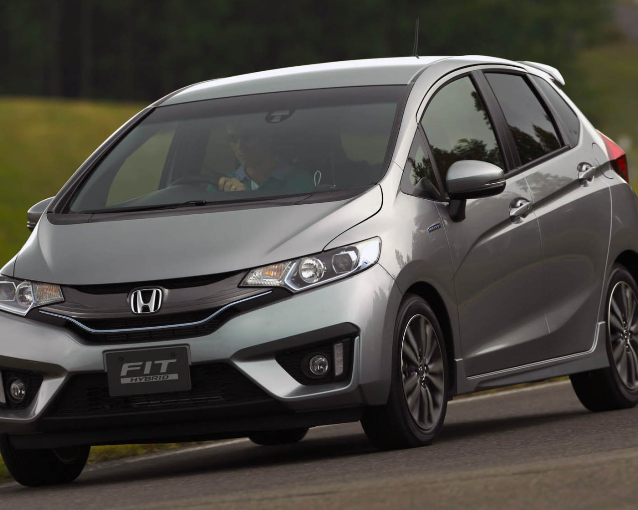 Тест драйв автомобиля Honda Fit 2014