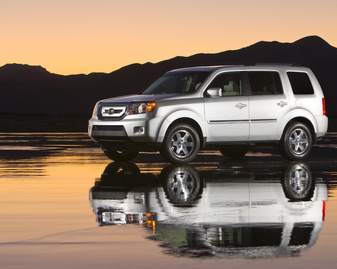 Тест драйв автомобиля Honda Pilot