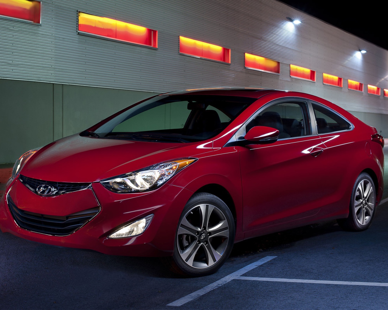 	 Автомобили Hyundai coupe