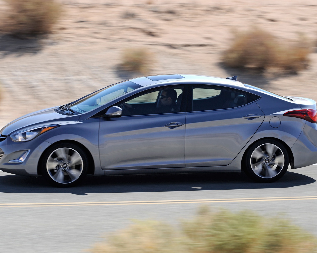 Новая машина Hyundai Elantra 2014