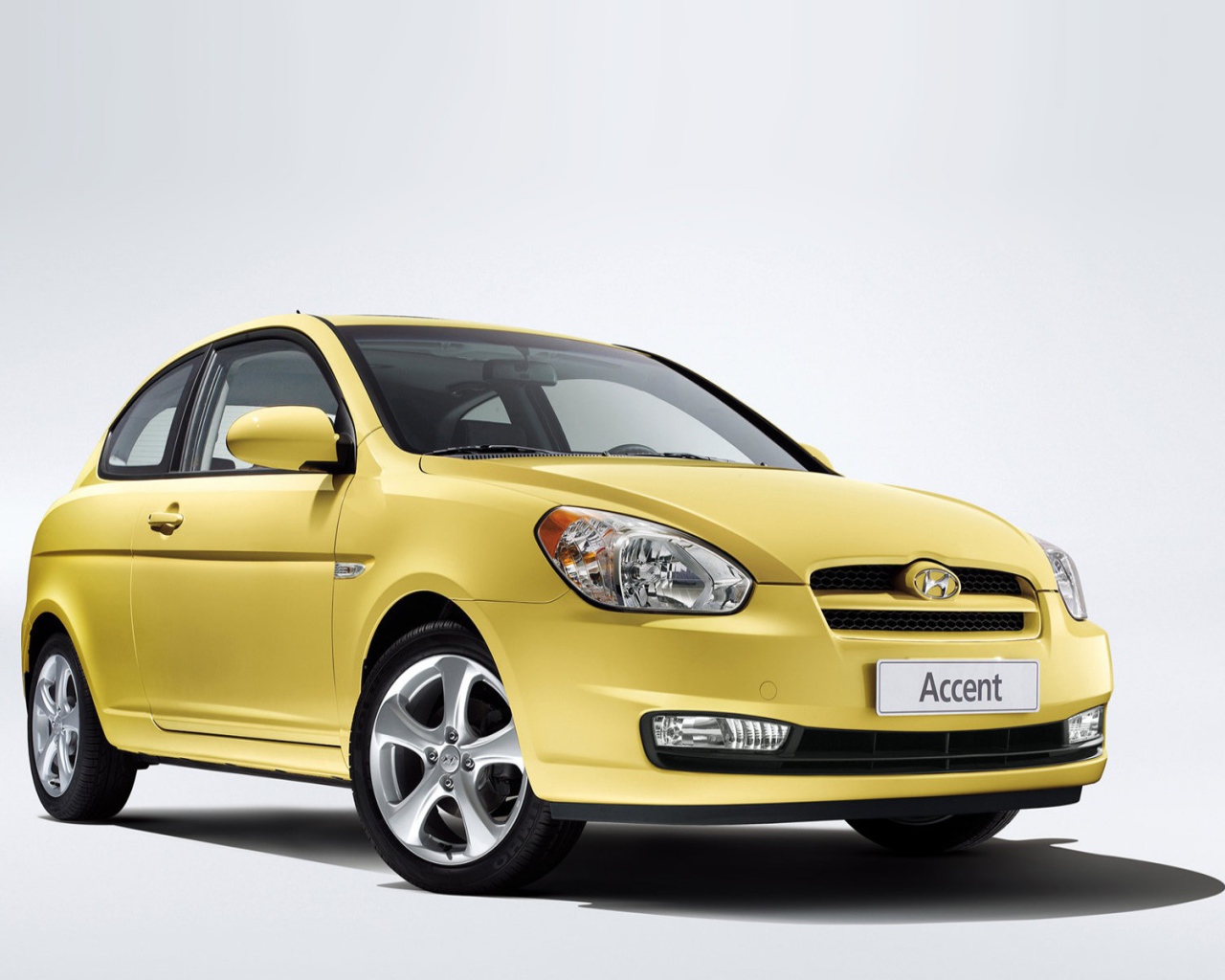 Тест драйв автомобиля Hyundai Accent