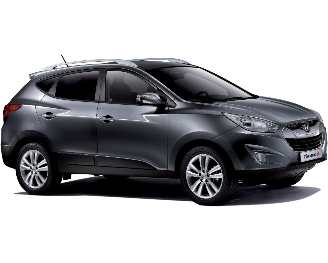  Автомобиль марки Hyundai модели IX35