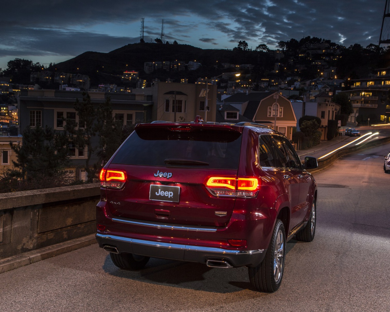 Фото автомобиля Джип Гранд Чероки 2014