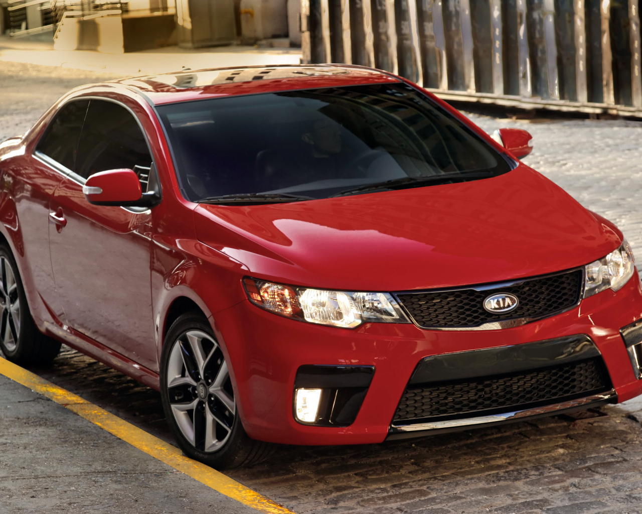 Тест драйв автомобиля Kia Cerato