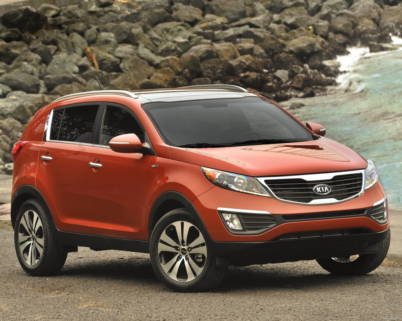 Автомобиль марки Kia модели Sportage