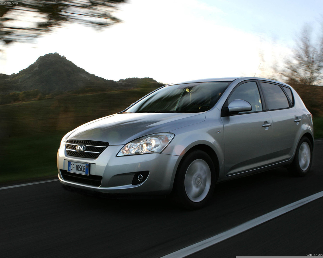 Автомобиль марки Kia модели Ceed