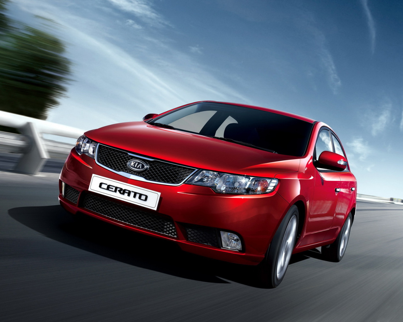 Автомобиль марки Kia модели Cerato