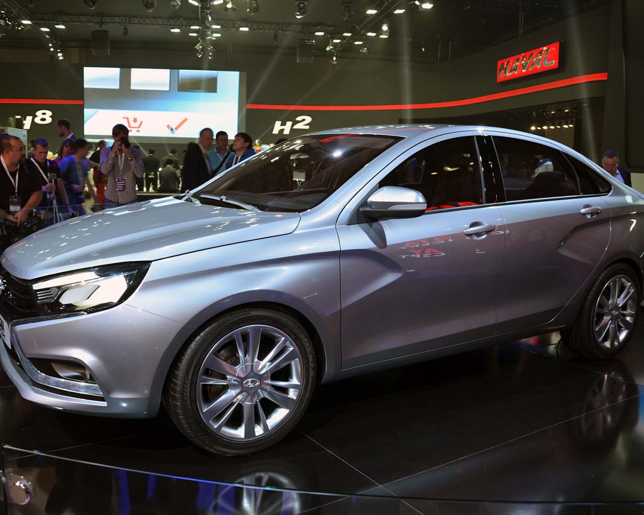 Премьера автомобиля Лада Веста