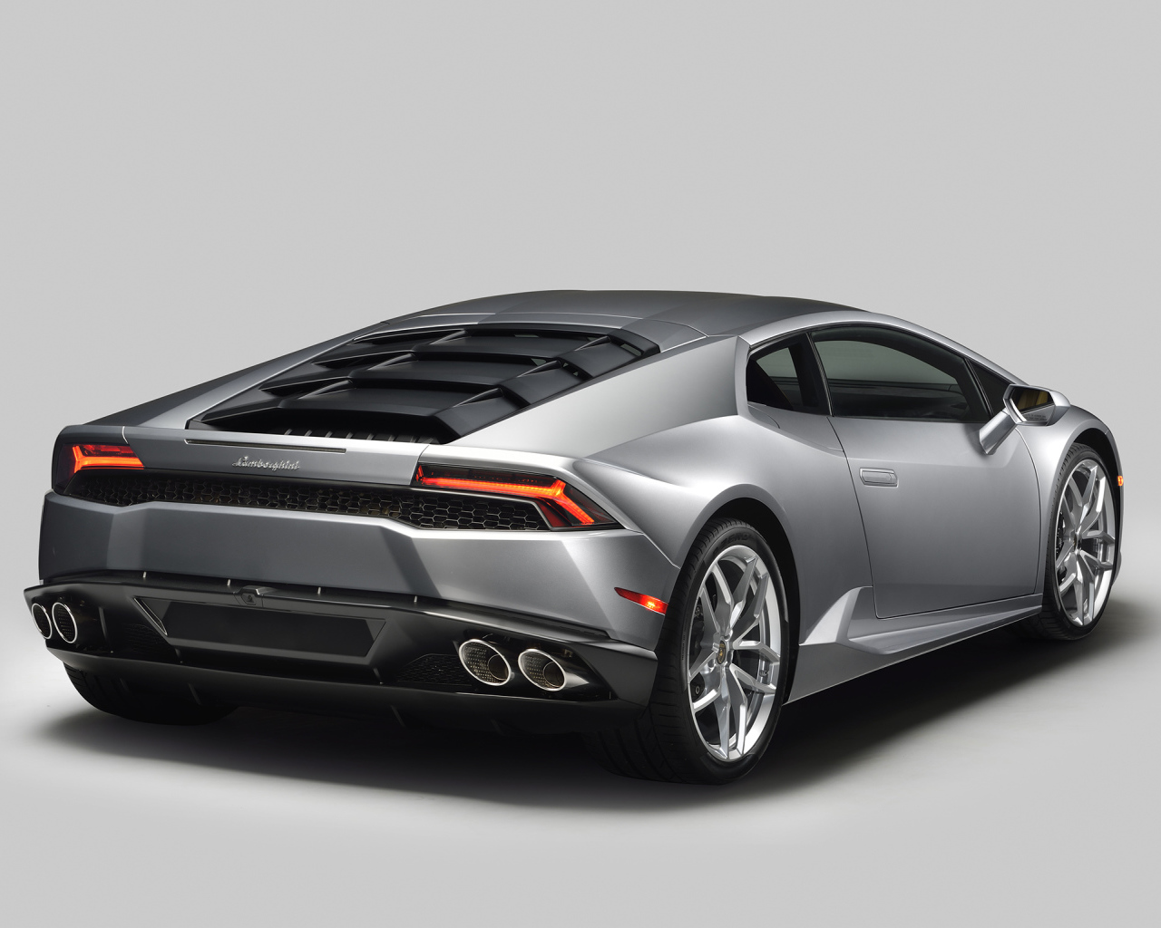 Новый автомобиль Lamborghini Huracan